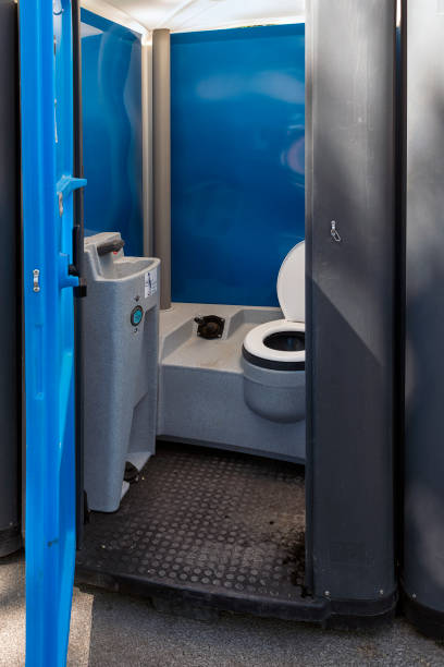 Best Portable restroom trailer rental  in Spencerville, NM